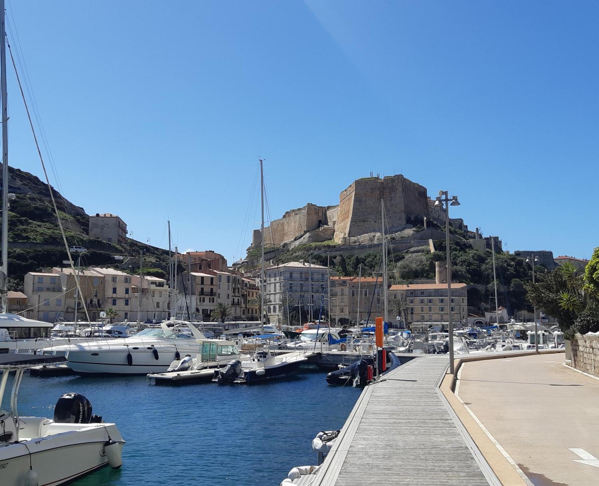 Chez Xavier Διαμέρισμα Monacia-d'Aullene Εξωτερικό φωτογραφία